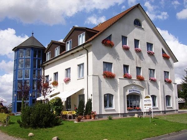 Hotel Christinenhof Garni - Bed & Breakfast Gadebusch Buitenkant foto